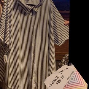 LuLaRoe Charlie Button down new with tags.
